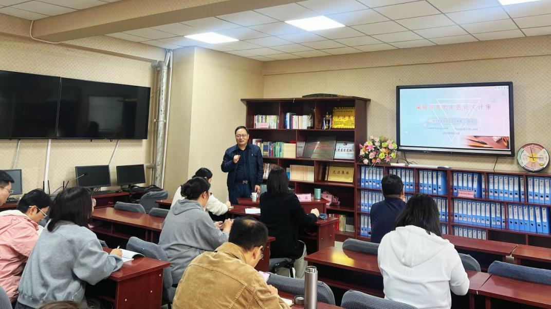 68d63c2e40a12.png 图片1.png