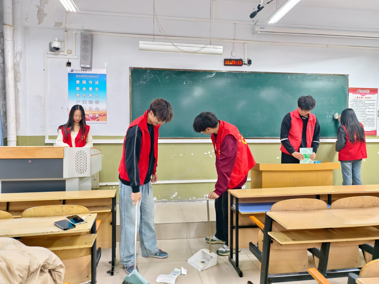 690de8396f98b.jpg 1.jpg